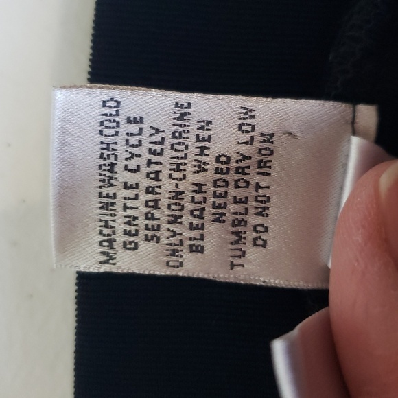 Chico's Travelers Black Maxi Skirt Large Stretchy Slinky Minimalist Office Work - Picture 10 of 11